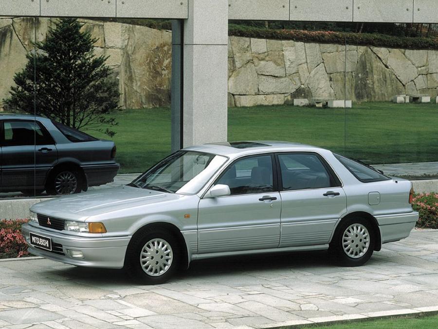 Mitsubishi Galant Hatchback 1989 года